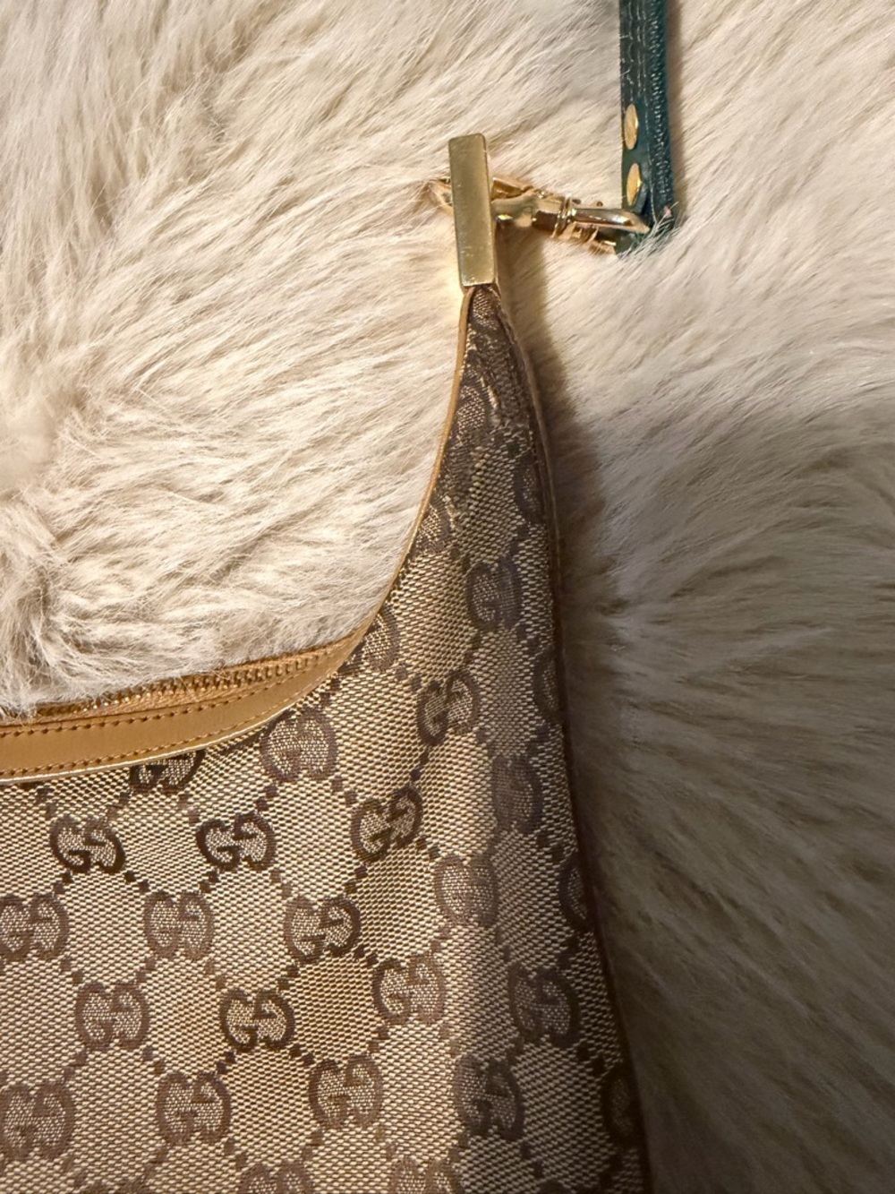 Gucci Beige GG Canvas Shoulder Bag with Green and Red Web Strap - Picture 8 of 16